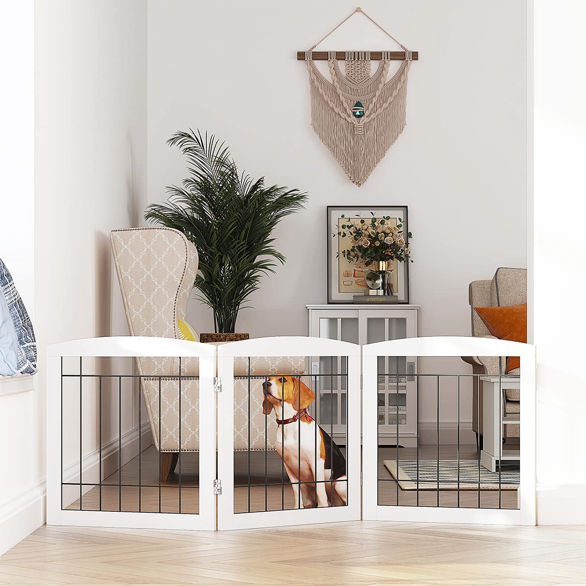 PAWLAND folding design gate in wide Z-shape fits hallways and stairs.
