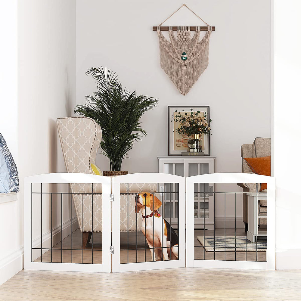 PAWLAND folding design gate in wide Z-shape fits hallways and stairs.