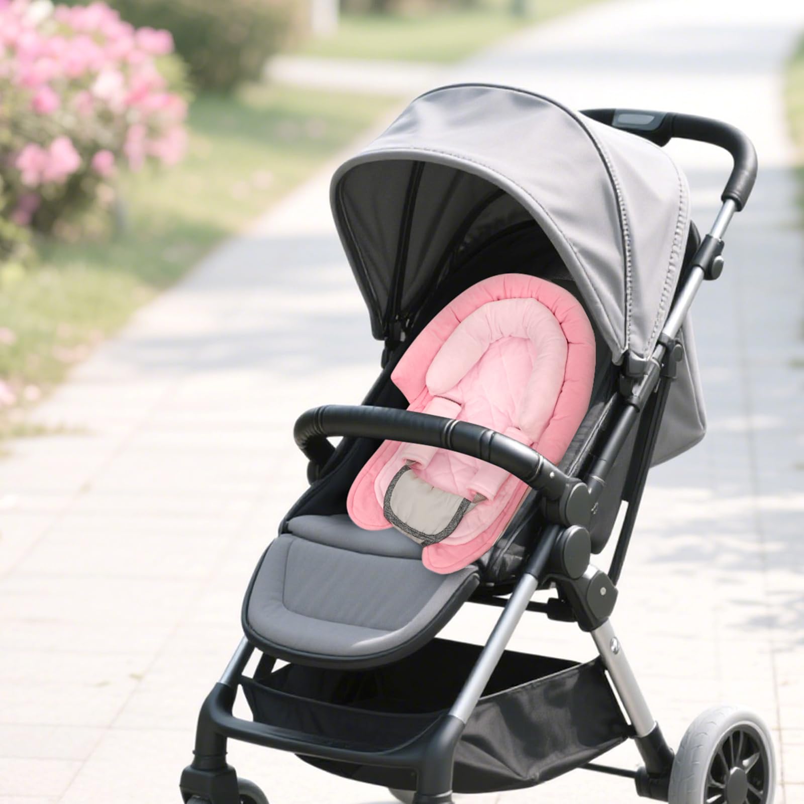 Pea Pod breathable fabric helps regulate temperature.