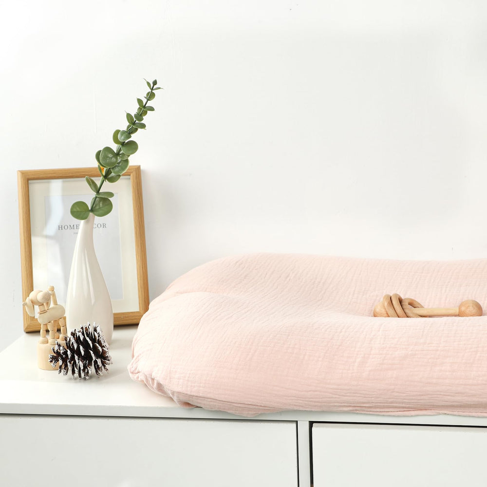 Pea Pod durable, easy-care cover; practical gift for new parents.