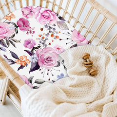 Pea Pod bassinet sheet with edge elastic fits oval, round, and rectangular cradles securely