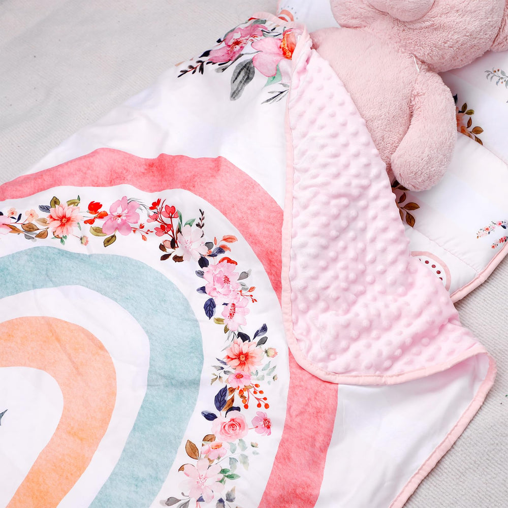 Pea Pod nap mat with carrying handle for easy transport
