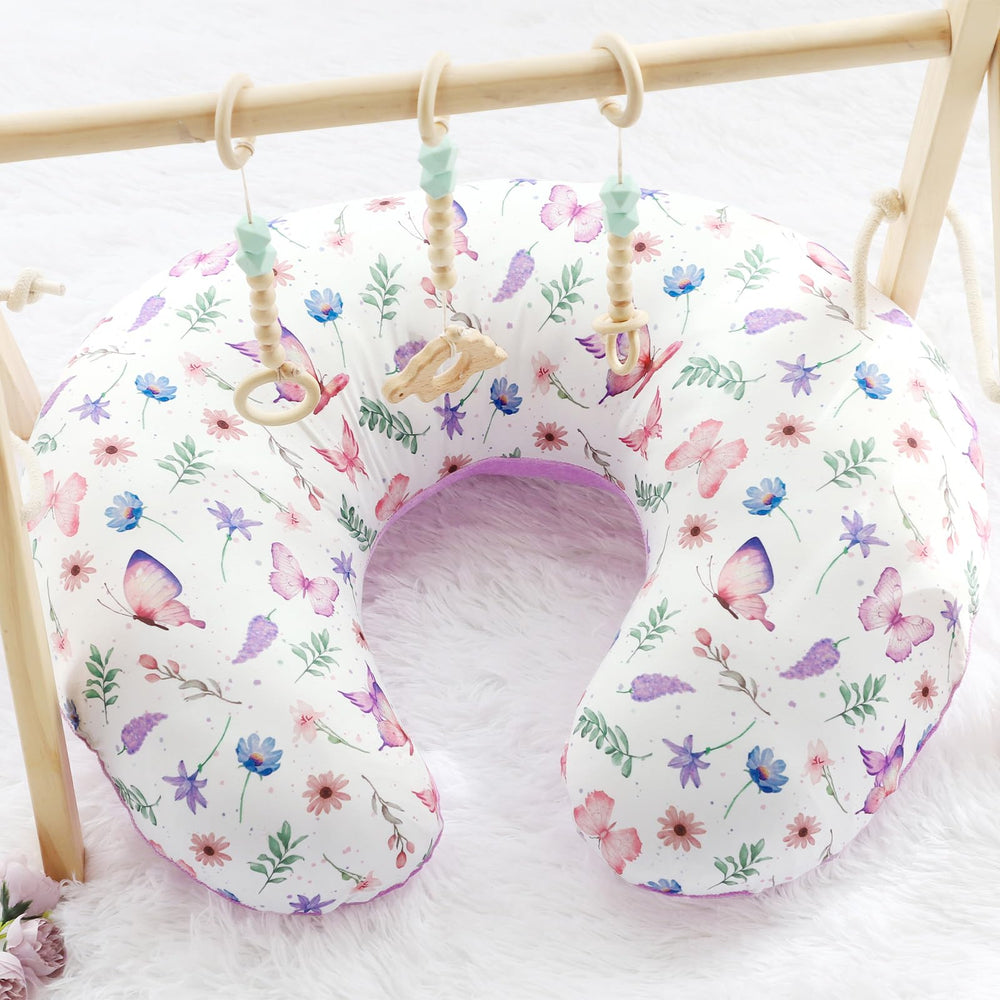 Pea Pod butterfly design cover adding a cheerful look during feeds