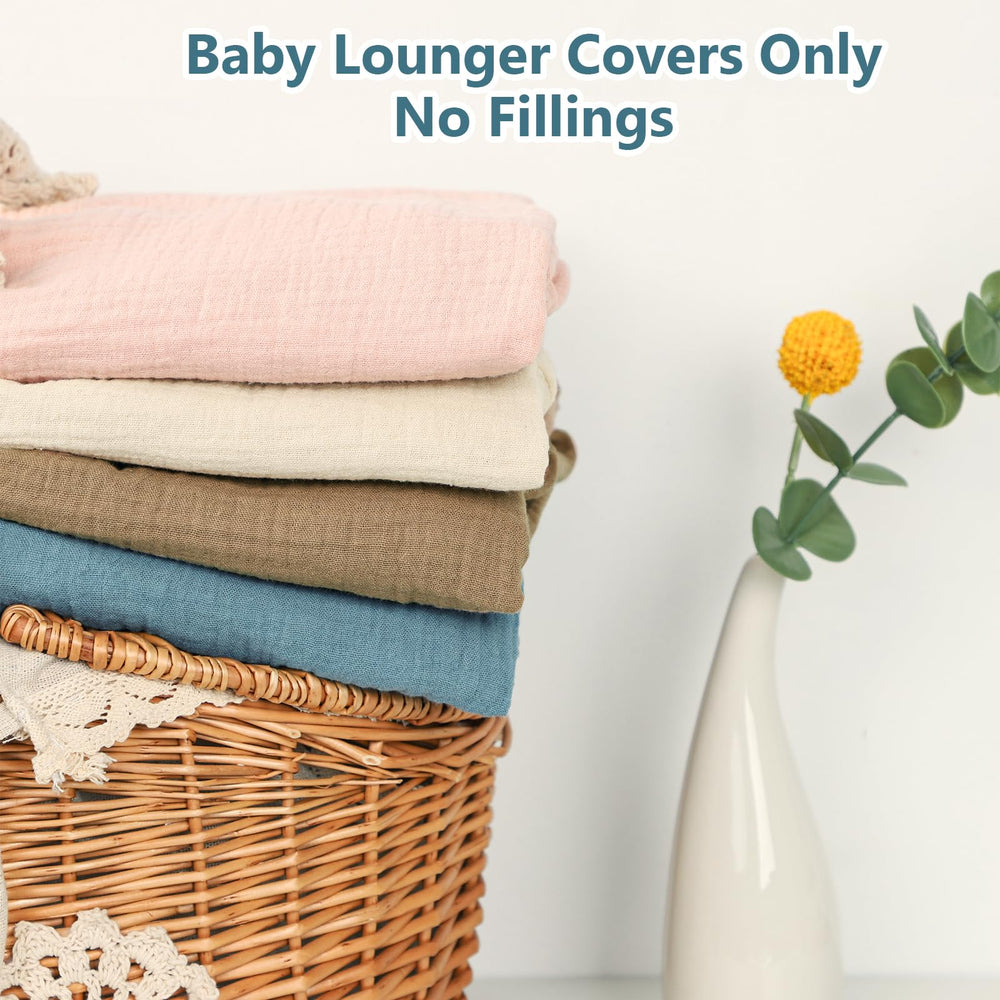 Pea Pod protective slipcover helps keep the nest clean.
