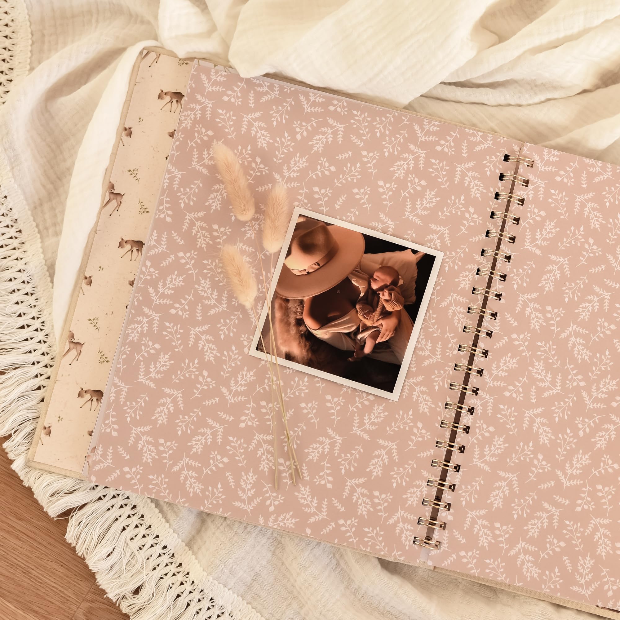 Removable dividers help organize keepsakes and notes in Peachly memory book.
