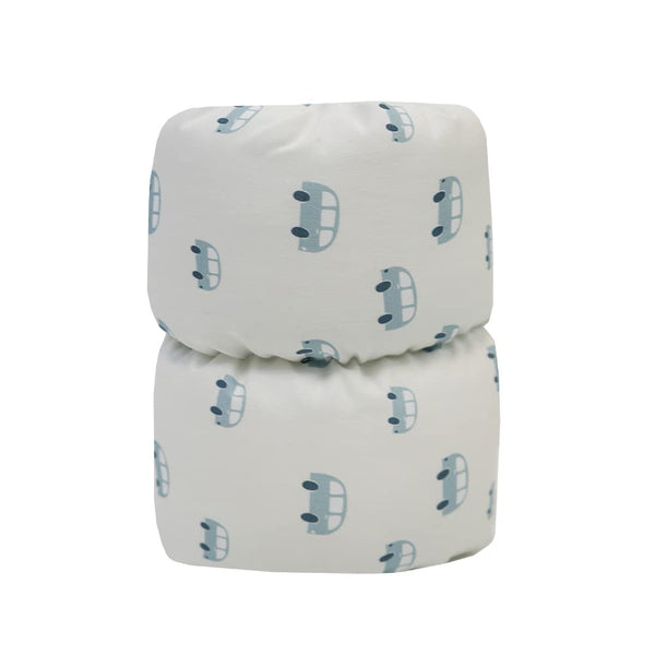 Pello Comfy Cradle wrapped around the arm for comfortable nursing
