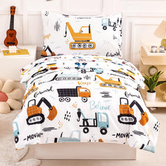 PERFEMET car-printed comforter on toddler bed for cozy evenings