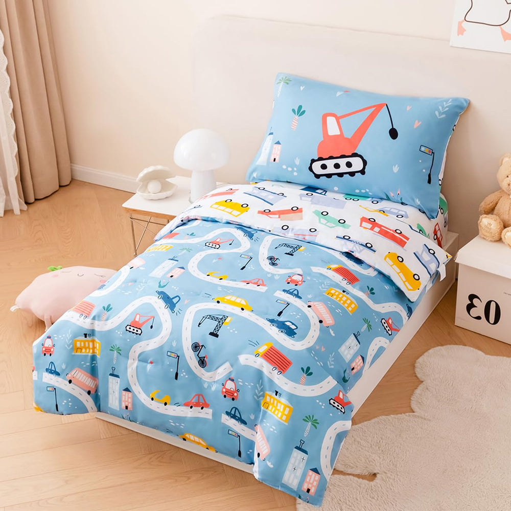 PERFEMET comforter with car pattern on blue background, engaging for toddlers