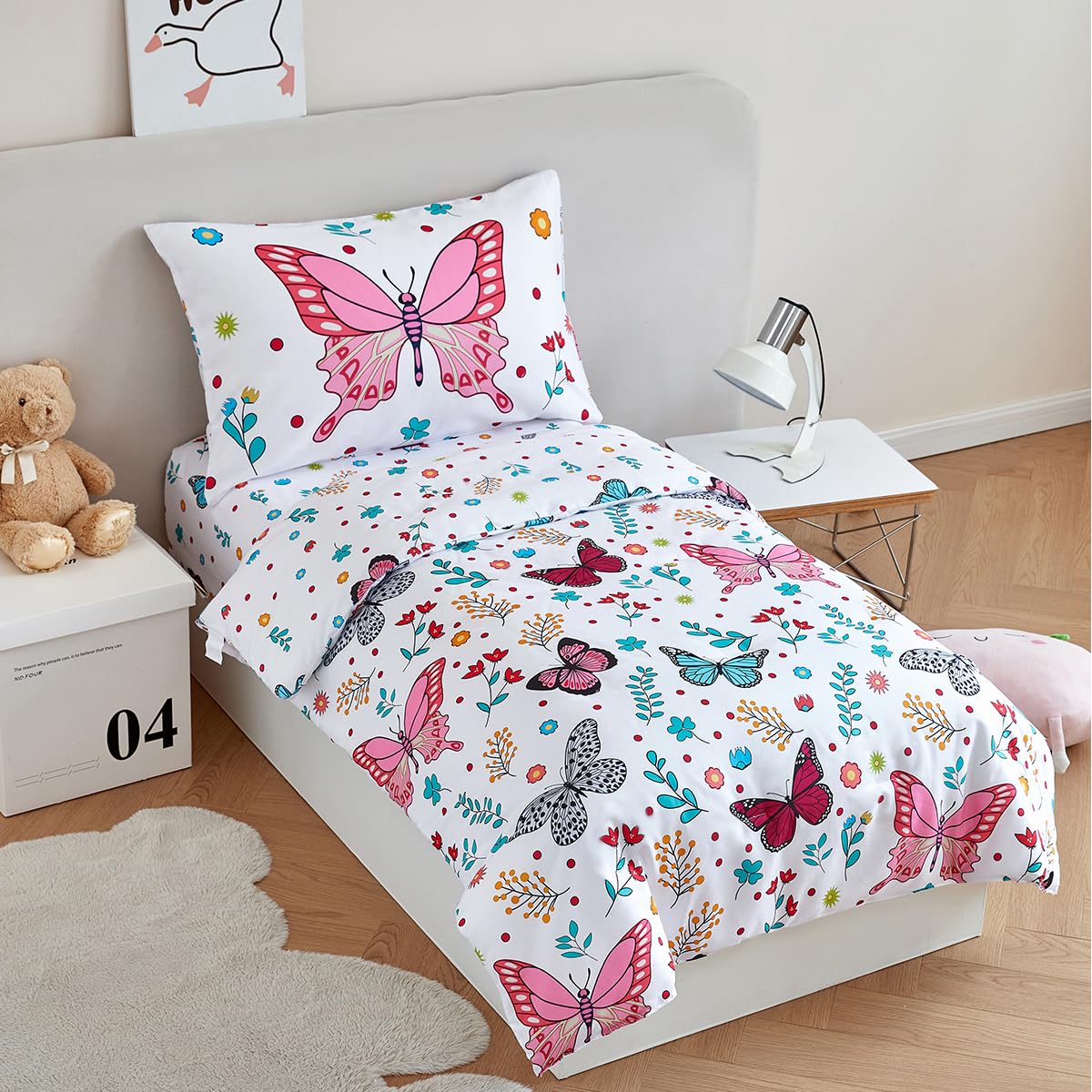 PERFEMET 57x42 toddler comforter in soft microfiber for warm nights