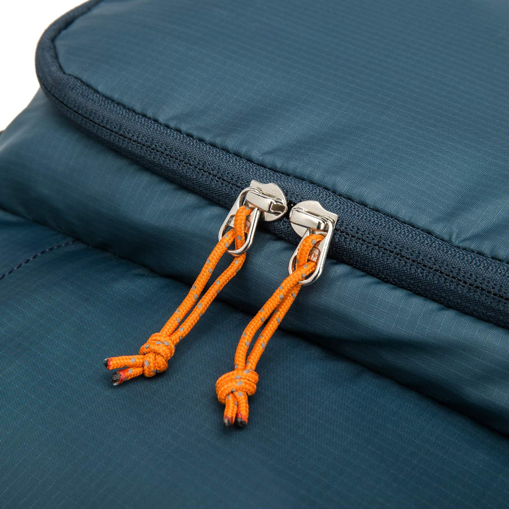 Perilogics lightweight design eases daily carry.