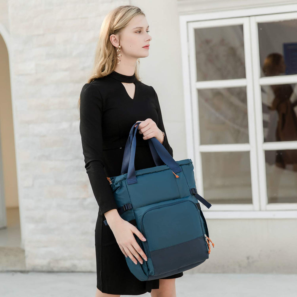 Perilogics quick tuck-away straps let you switch to tote mode.