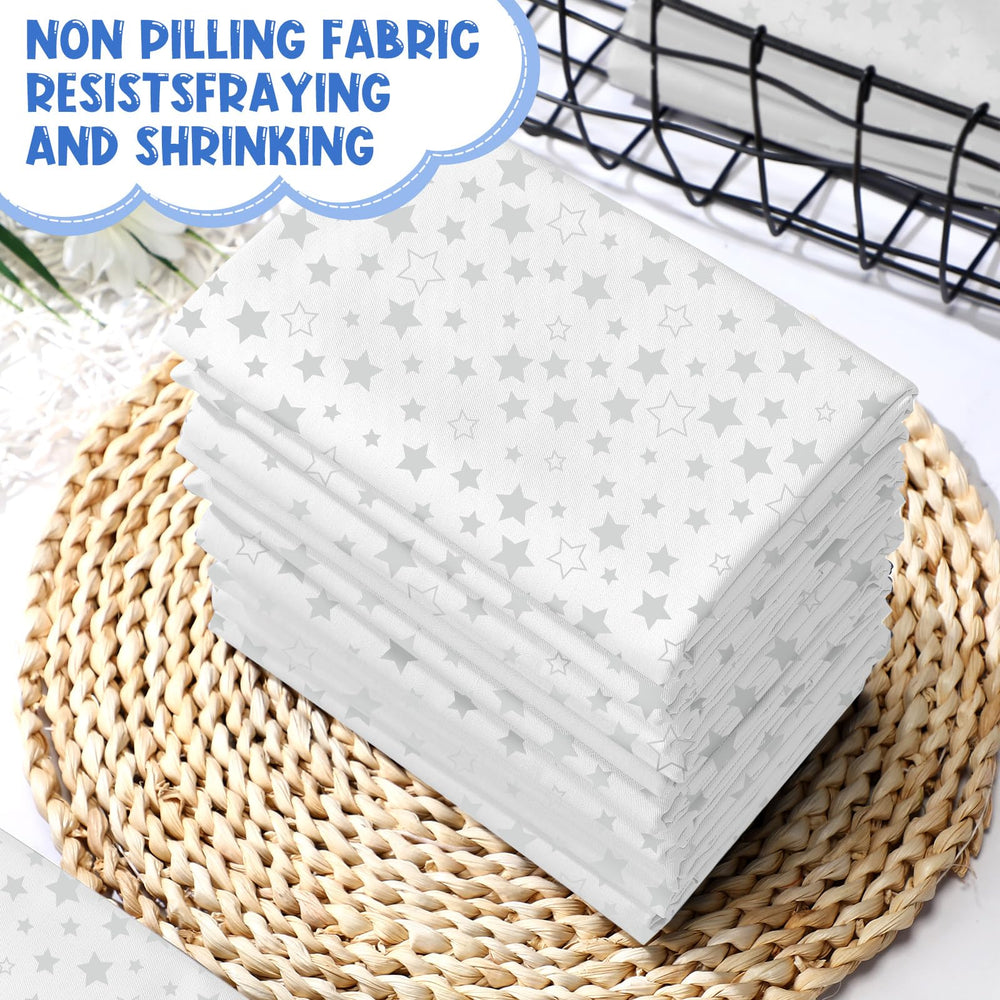 Machine-washable and quick-drying Peryiter cot sheets.