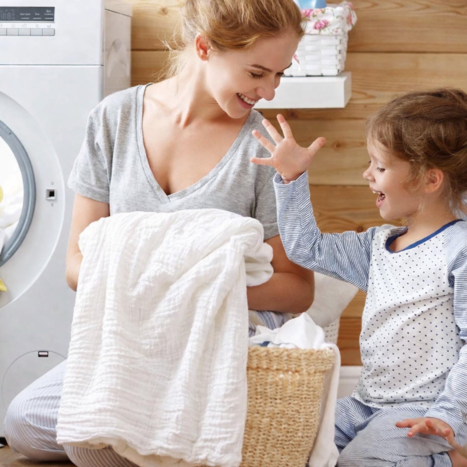 Pet Rejoir easy-change no-slip crib sheets limit shifting at night.