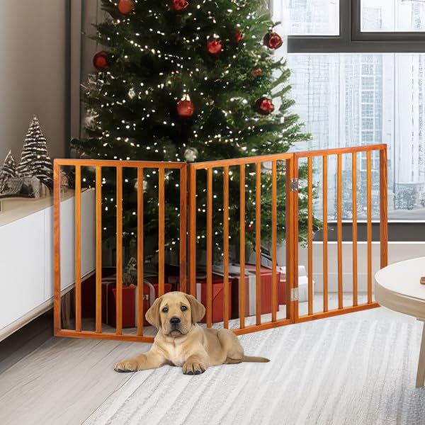 PETMAKER portable gate is ideal for temporary barriers during routines.