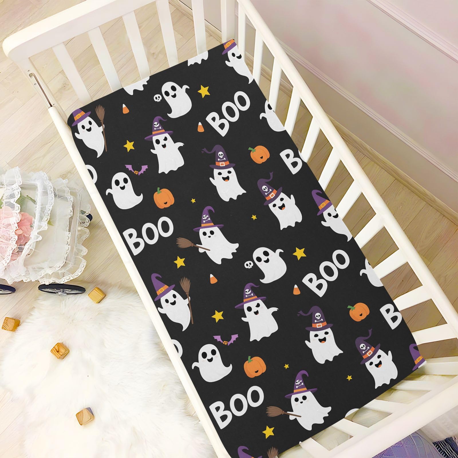 Pfrewn fancy hat crib sheet with playful design for bedtime fun.