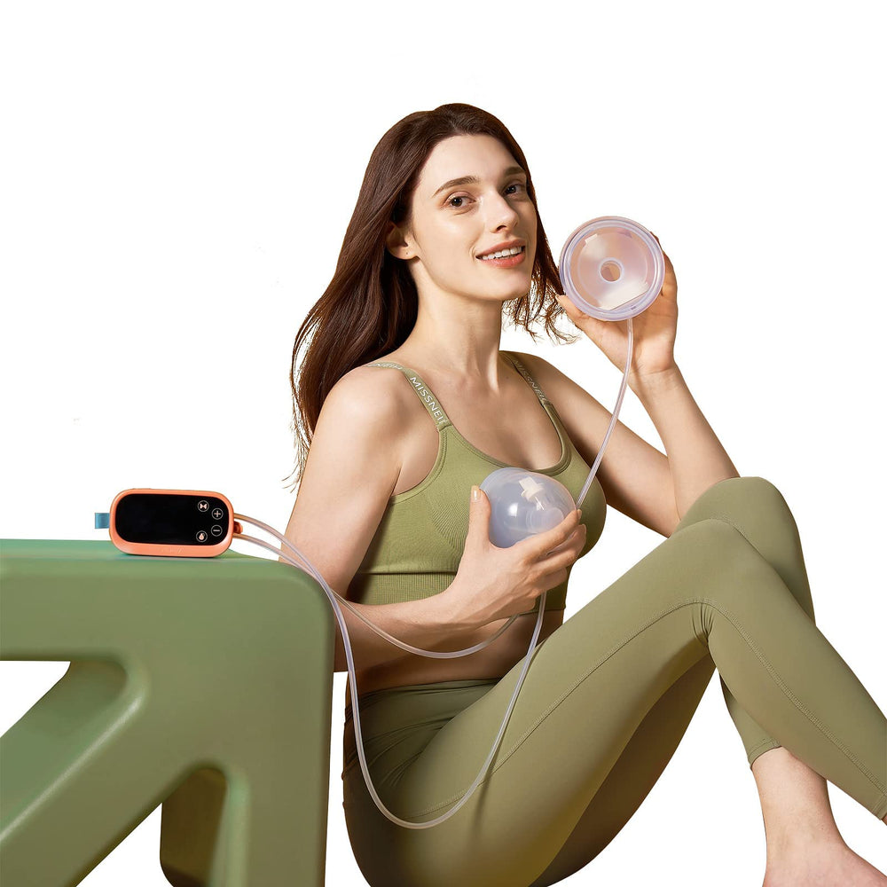 Phanpy BPA-free silicone flange prioritizes baby-safe materials.
