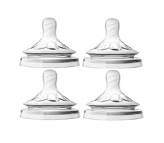 Philips Avent natural nipple with wide breast-shaped design for comfortable latching.