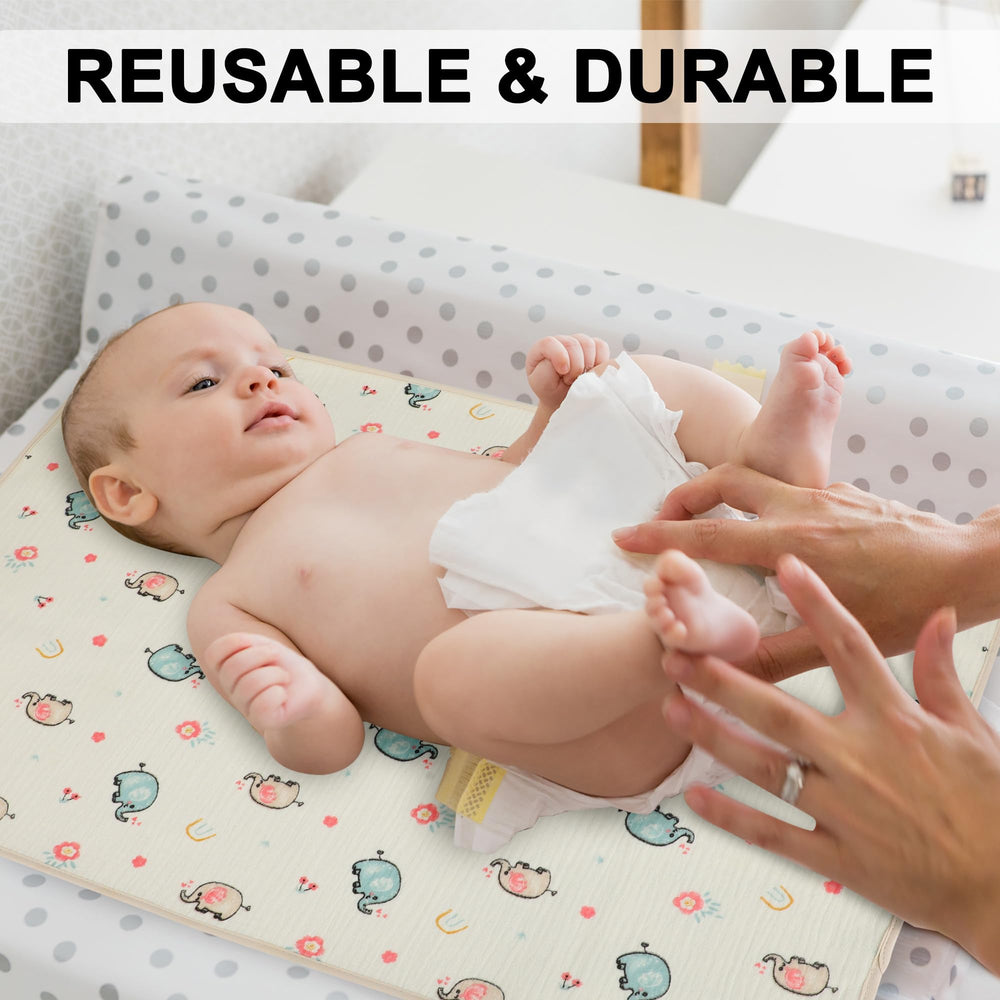 PHOEBUS BABY travel-friendly changing pad ready for outings