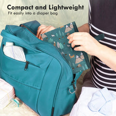 PHOEBUS BABY waterproof exterior and PEVA interior for quick cleanups.
