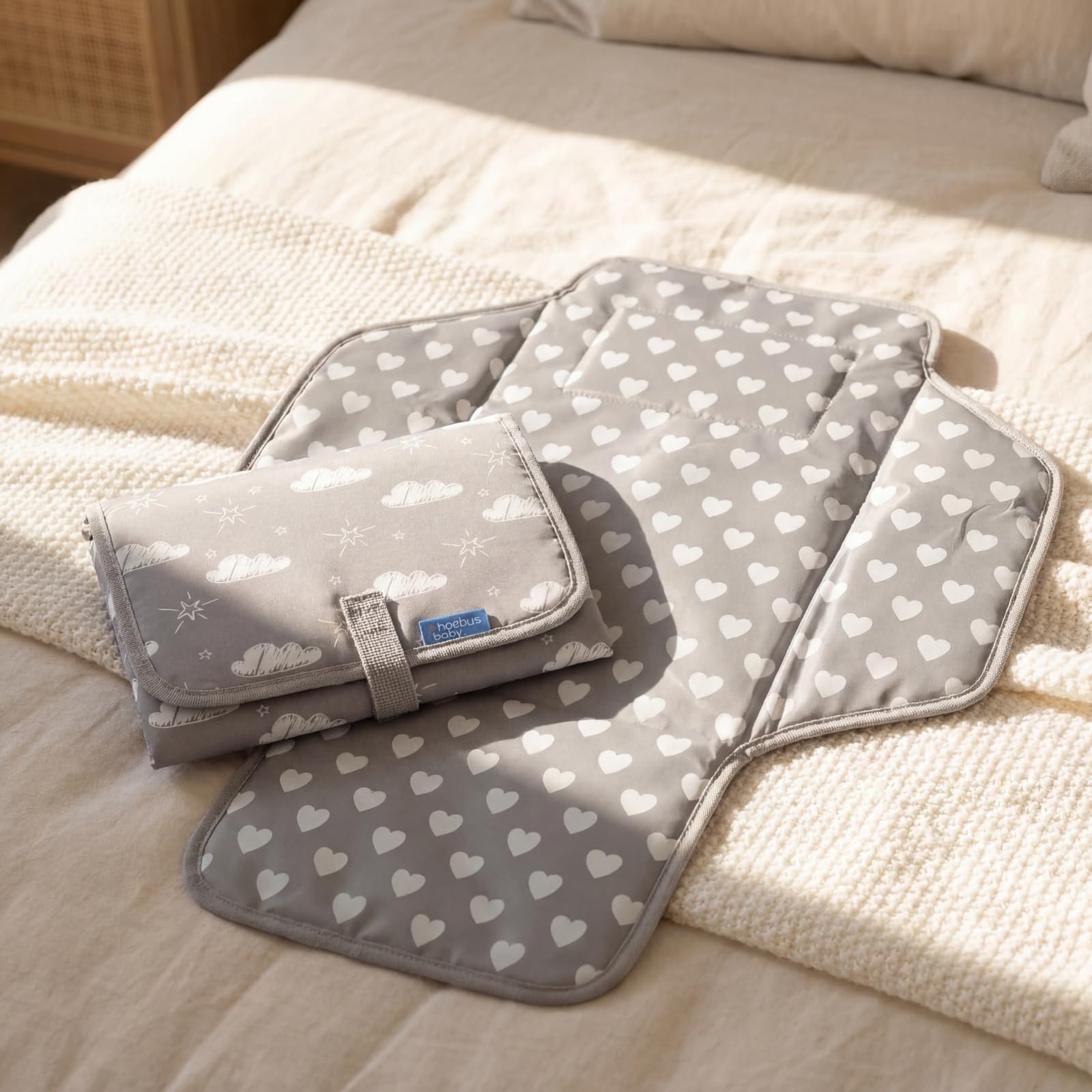 PHOEBUS BABY lightweight-folded fits in a diaper bag