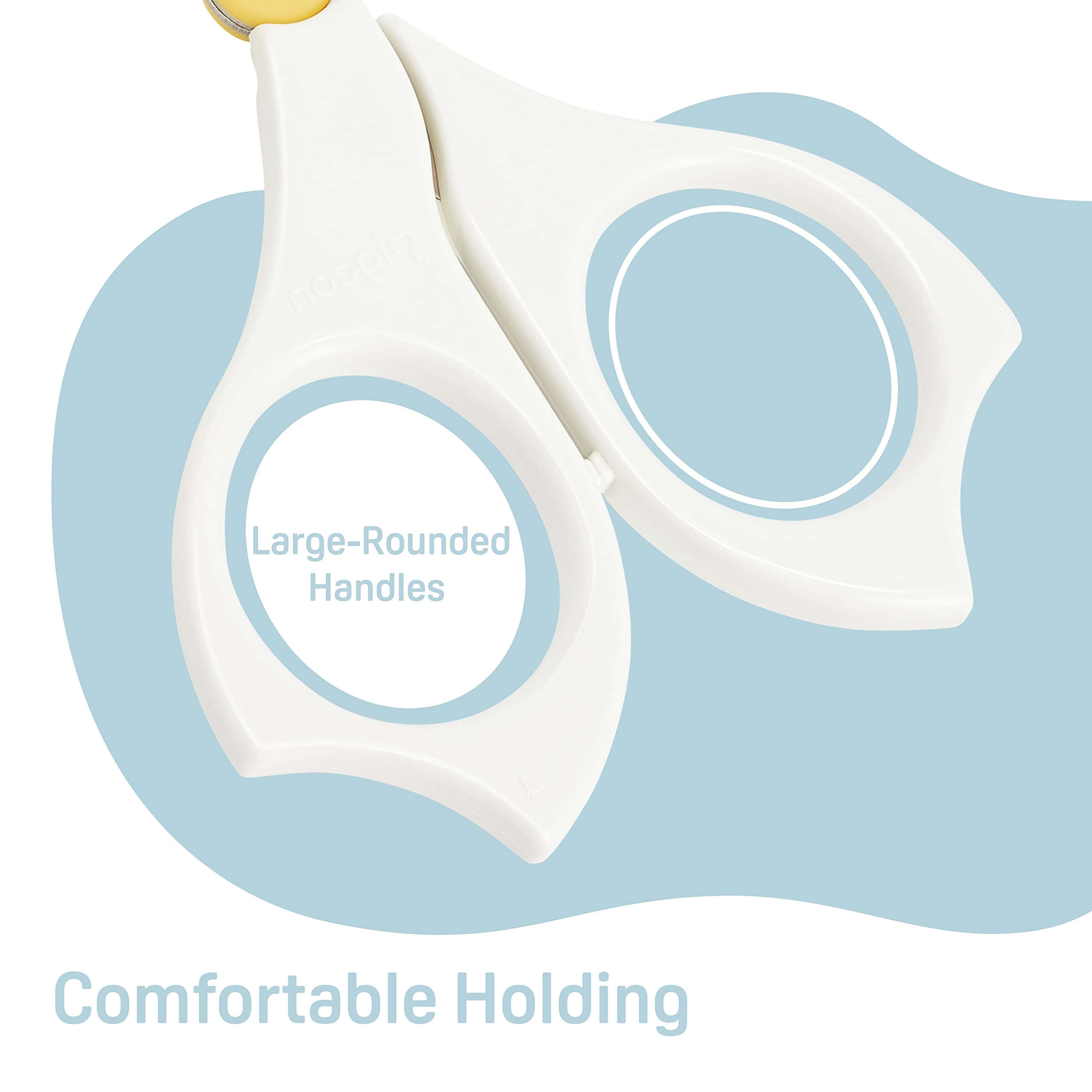 PIGEON baby nail scissors with protective cover for hygienic storage.