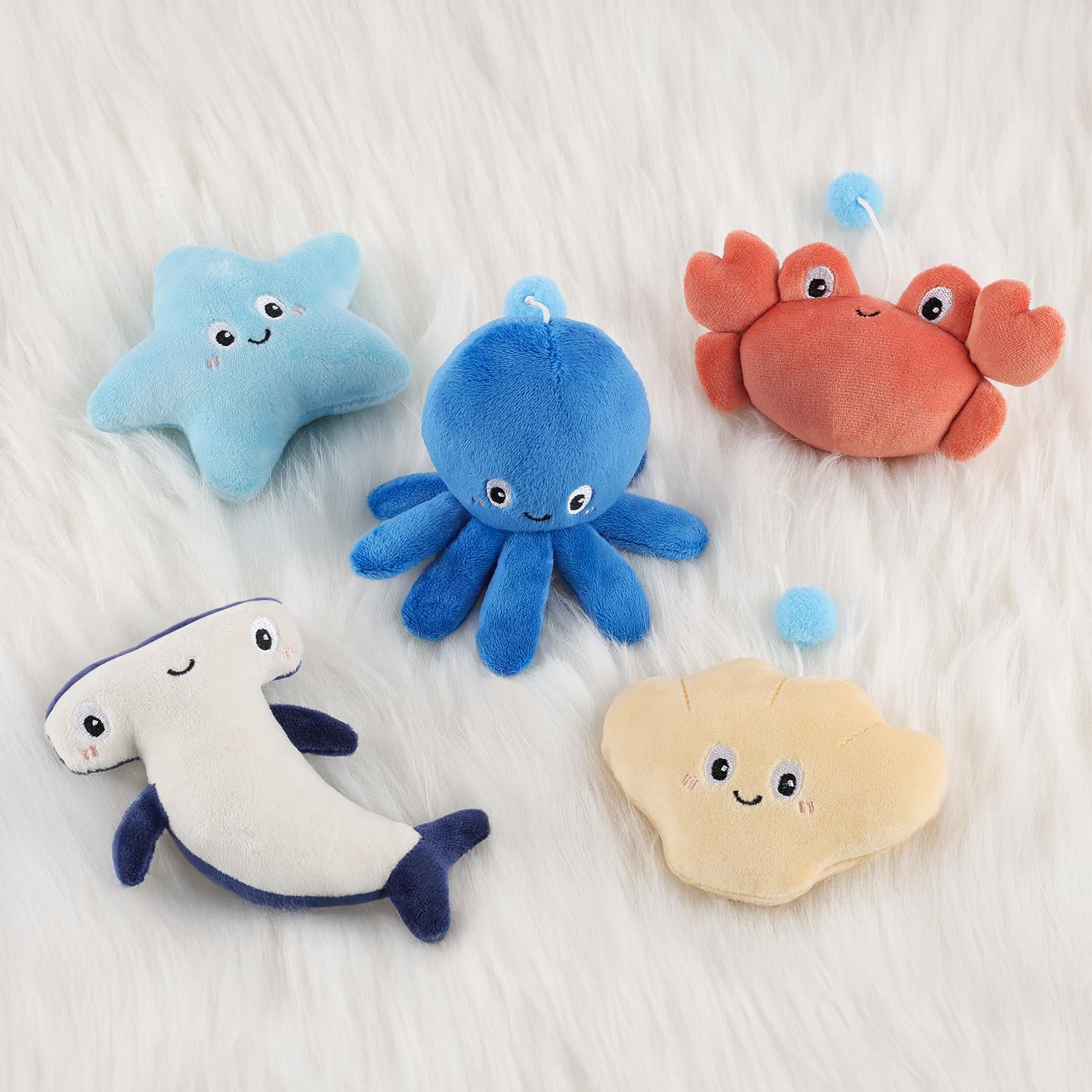 PIIKAGO Ocean Crib Mobile featuring a hammerhead shark plush to captivate baby attention during quiet play.