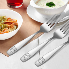 Pimoys bear-engraved ends add a cute, comforting design.