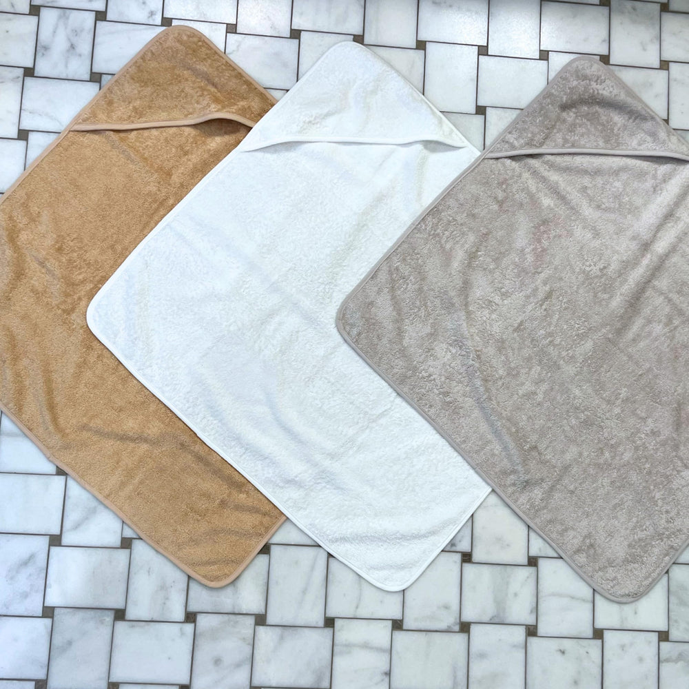 Pine & Palm Home gift bag display makes gifting easy.