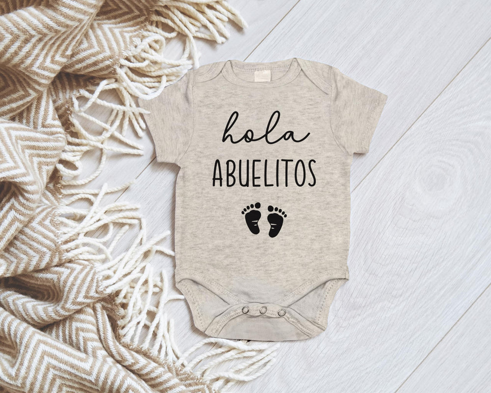 Packaging shot emphasizes gift-ready presentation for grandparents-to-be.