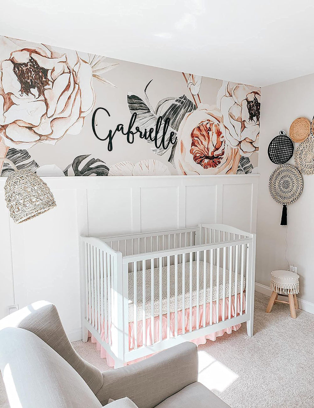 PINNKKU 4-piece set makes a thoughtful baby shower gift.