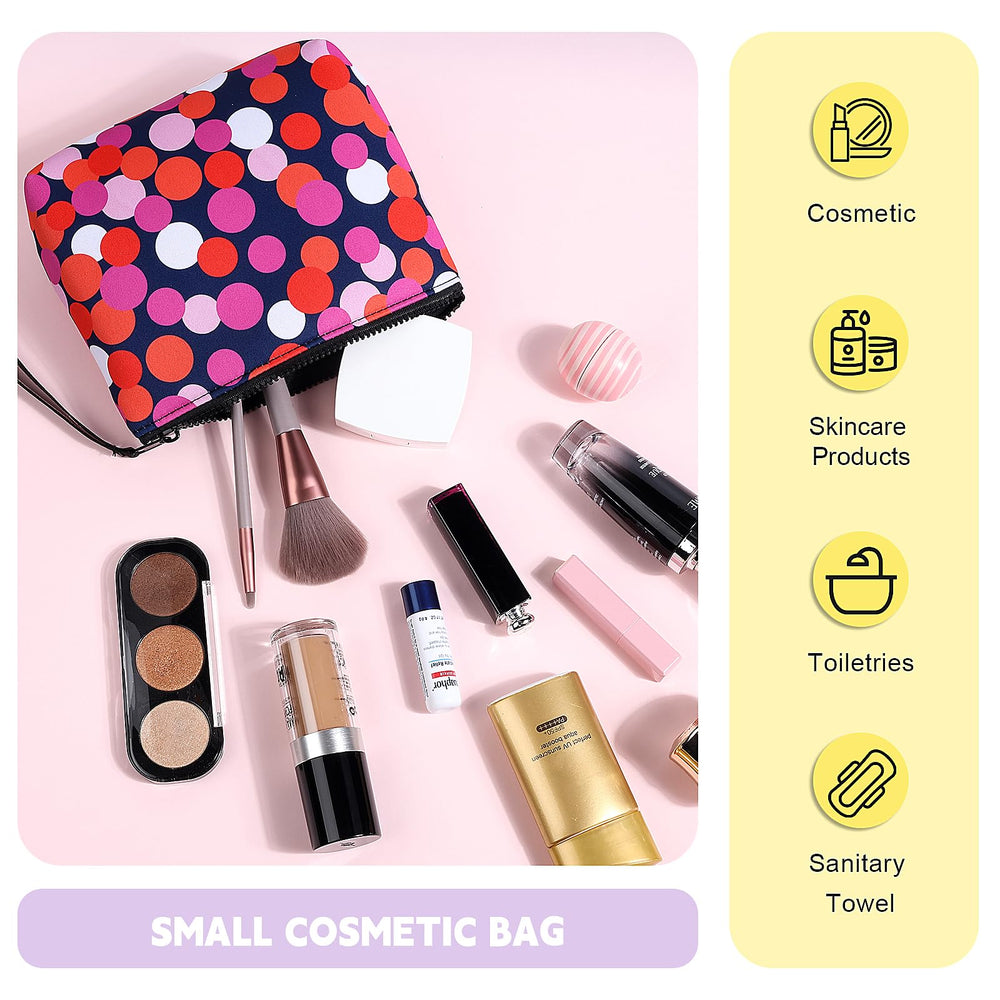 Playexen Travel Essentials Pouch Leaf ideal for cosmetics and small items.