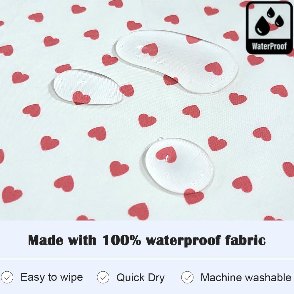 Waterproof PU-coated fabric on Plie bib for mess resistance.