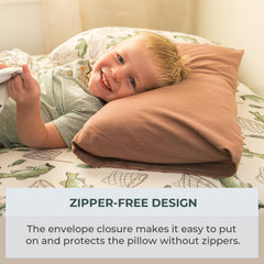 Pobibaby envelope closure detail emphasizes easy dressing without zippers.