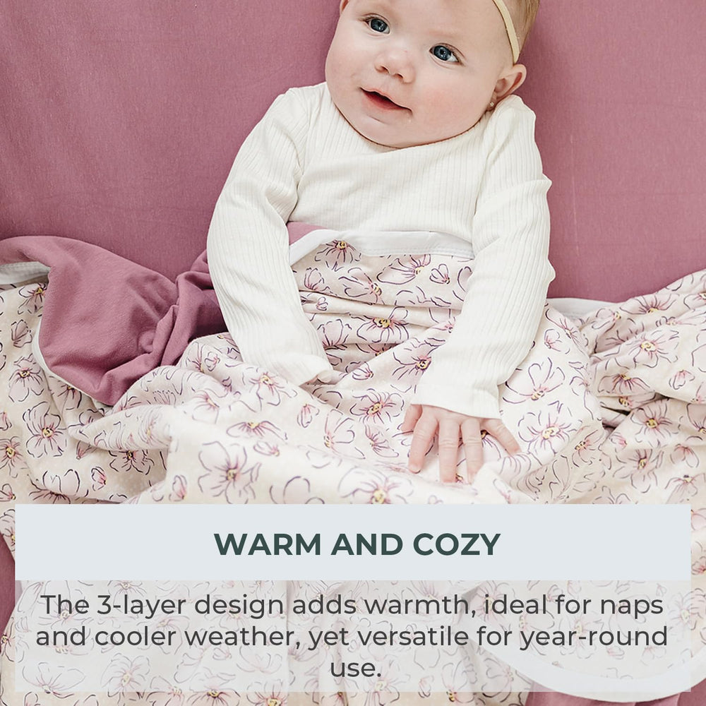 Pobibaby Blossom blanket during nap time emphasizes warmth and coziness.