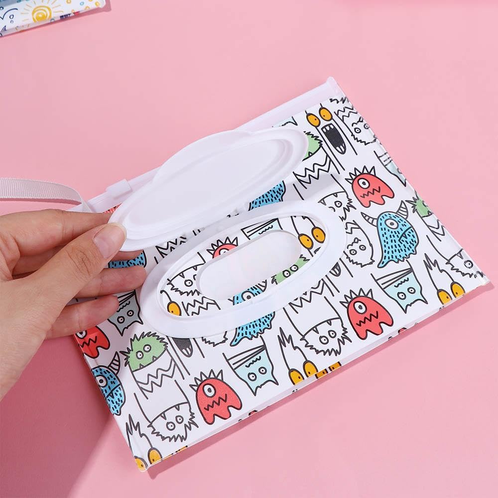 Pokinge five-piece wipe holder set offering diverse travel styles.