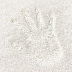 Poowe washable and easy-care mat for busy families and simple maintenance.