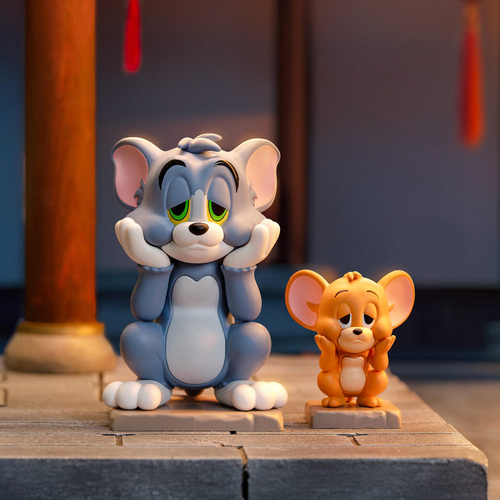 POP MART Compact 2.56–4.09 inch Tom & Jerry figure for shelves and desks