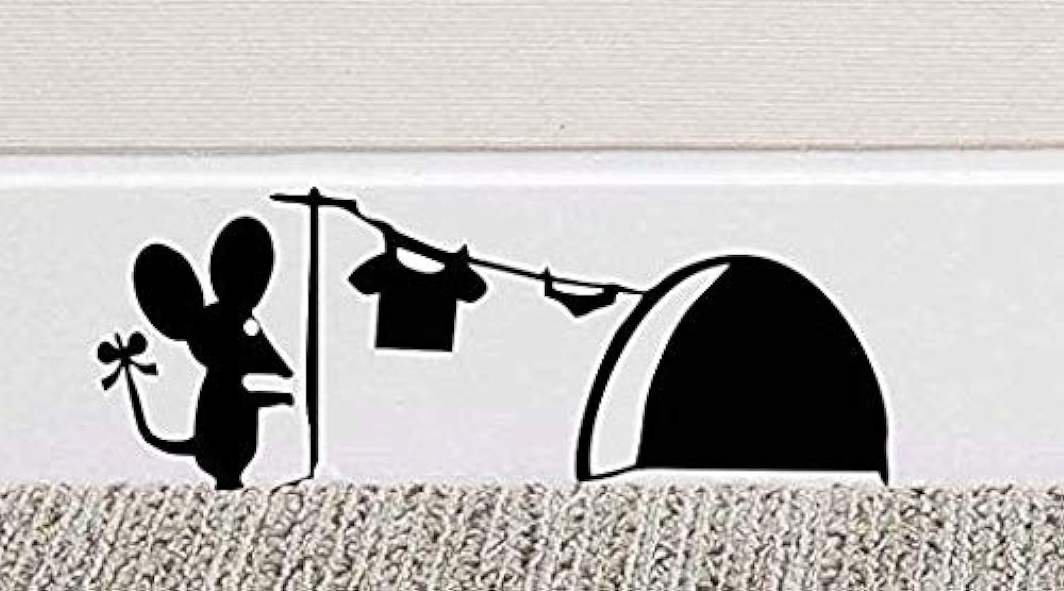 POPIGIST mouse hole wall decal with cartoon mouse, ideal for playful nursery decor