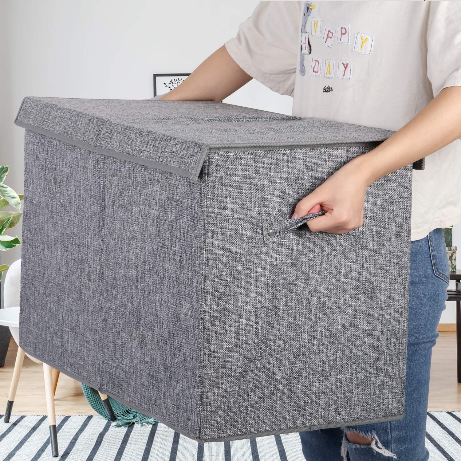 Popoly foldable design saves space when not in use