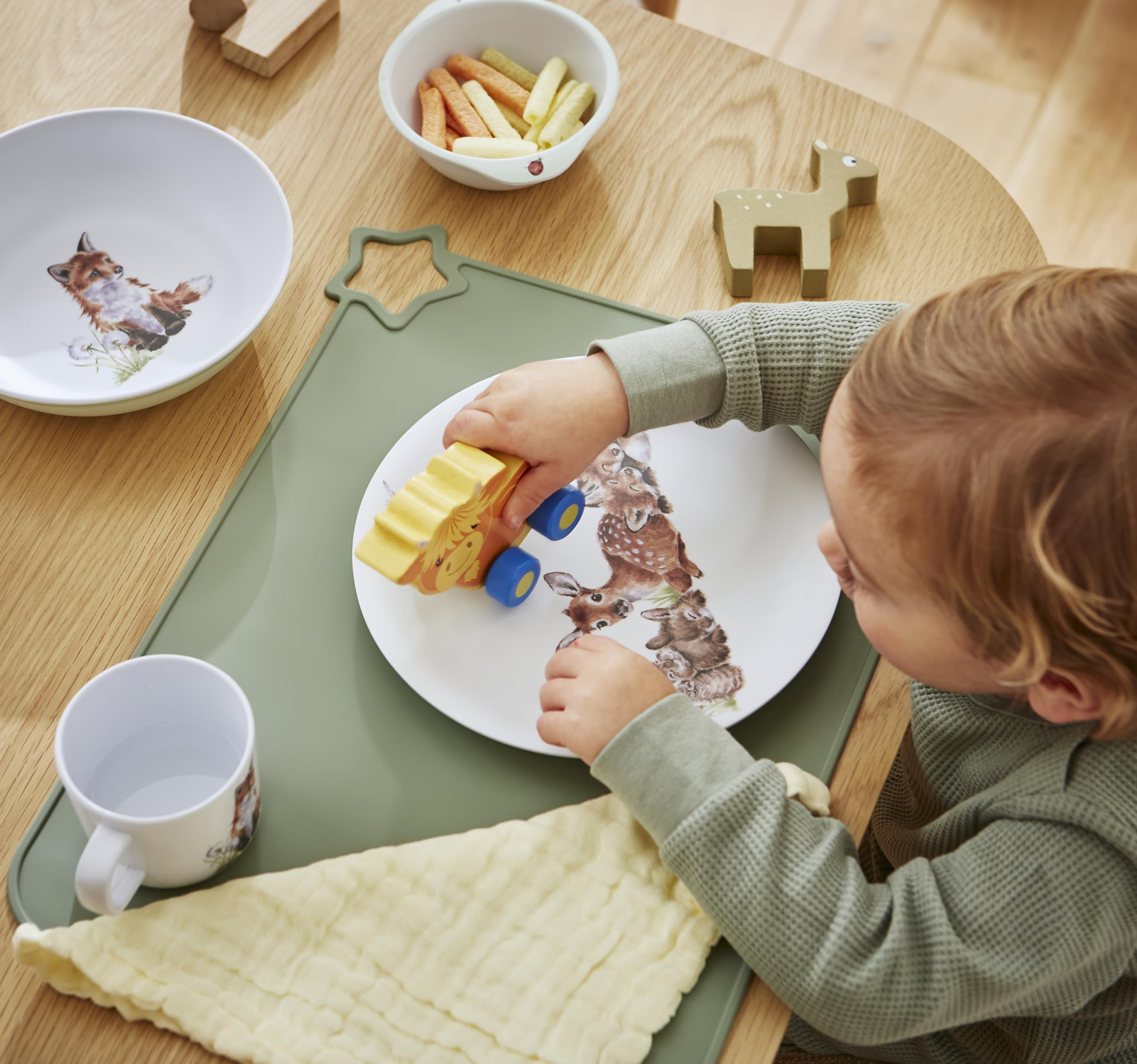 Portmeirion Wrendale Little Wren kid-friendly-size bowl ideal for cereals.