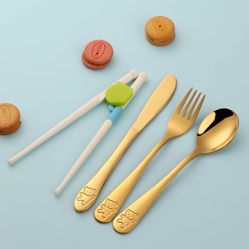 Poylim colorful embossed bear detail enhances mealtime appeal.