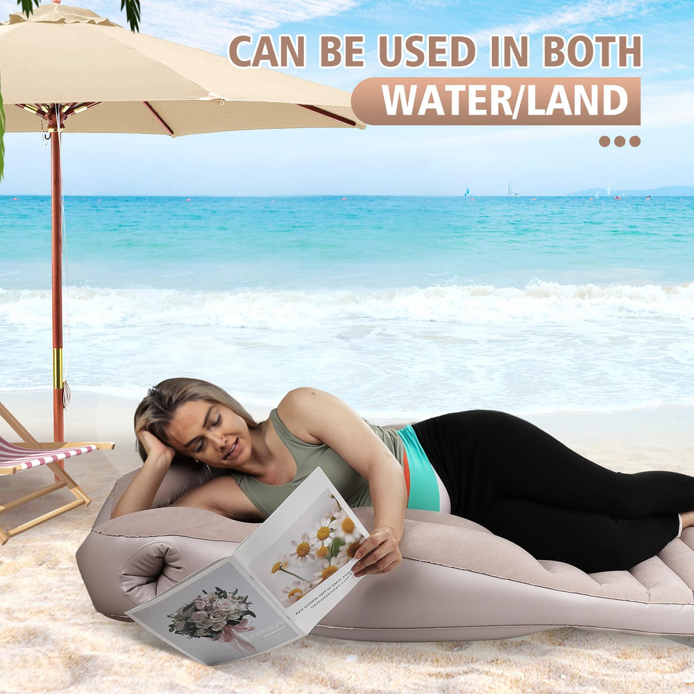 PregSpag floating pool lounger with belly hole for relaxing by water