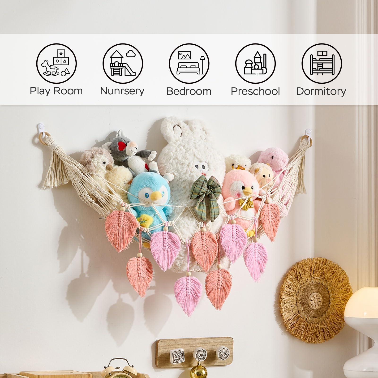 Pretty Jolly openwork grid weave with leaf details for wall display