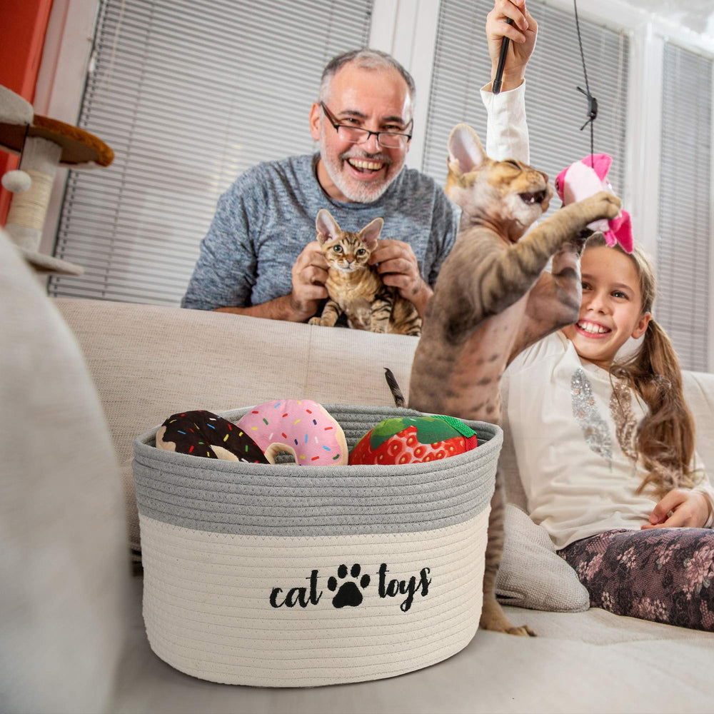PrimePets flat-bottom design helps baskets stand neatly on any surface.