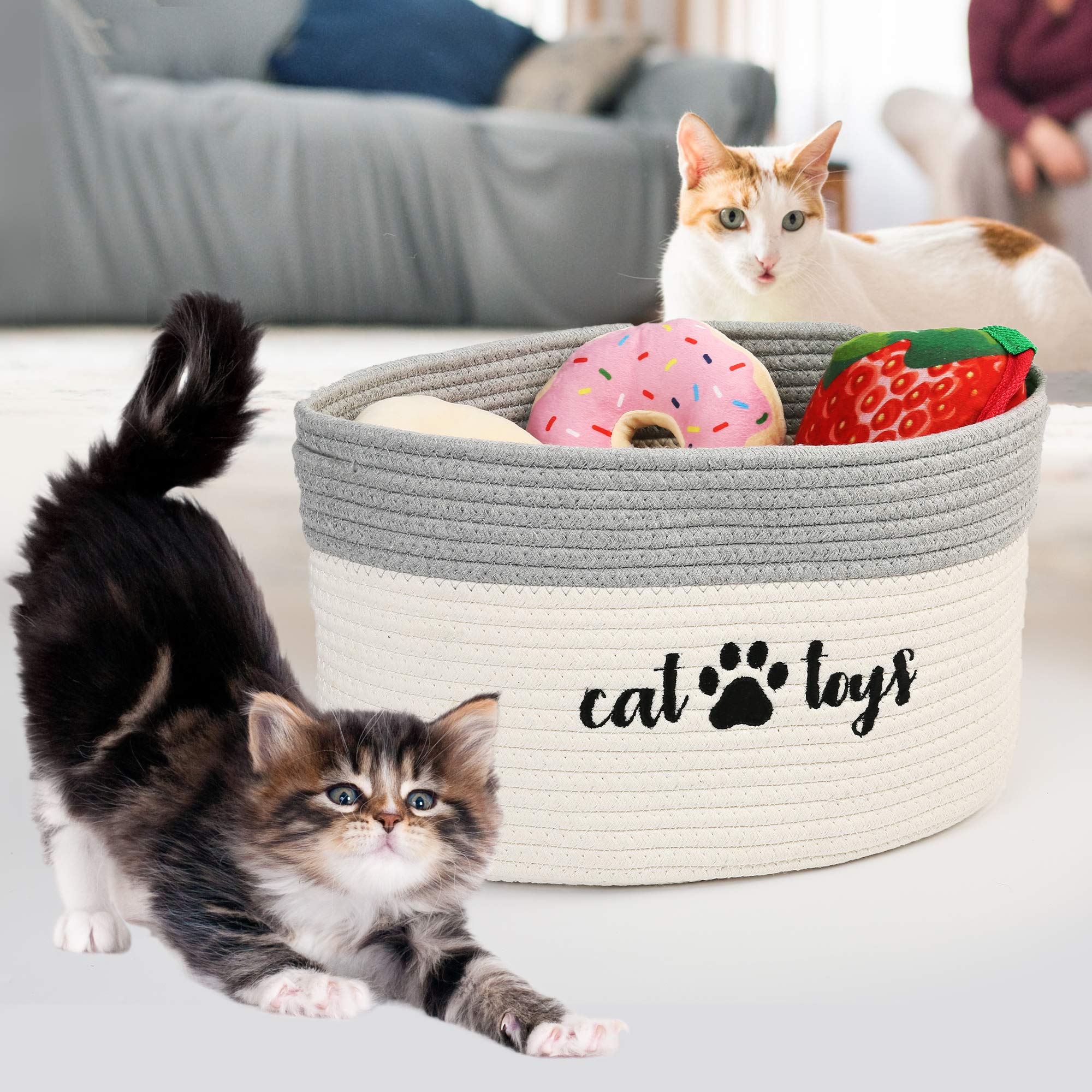 PrimePets white and grey color fits nursery or bedroom accents.