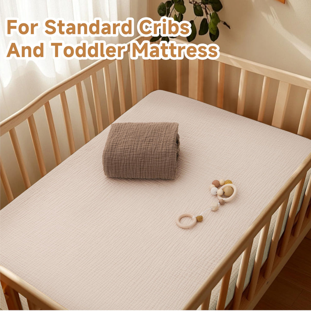 Pro Goleem muslin sheets on airy fabric demonstrate breathable sleep.