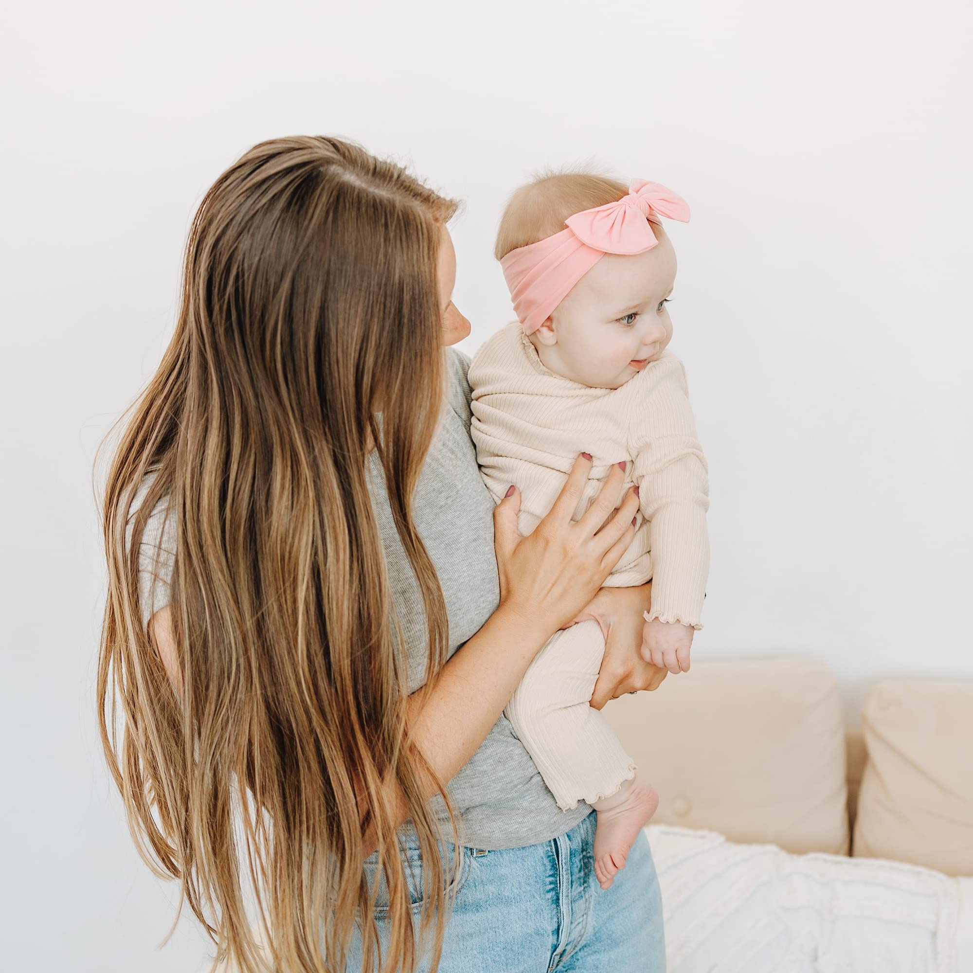 Perfect gift: Prohouse headbands for baby showers and portraits