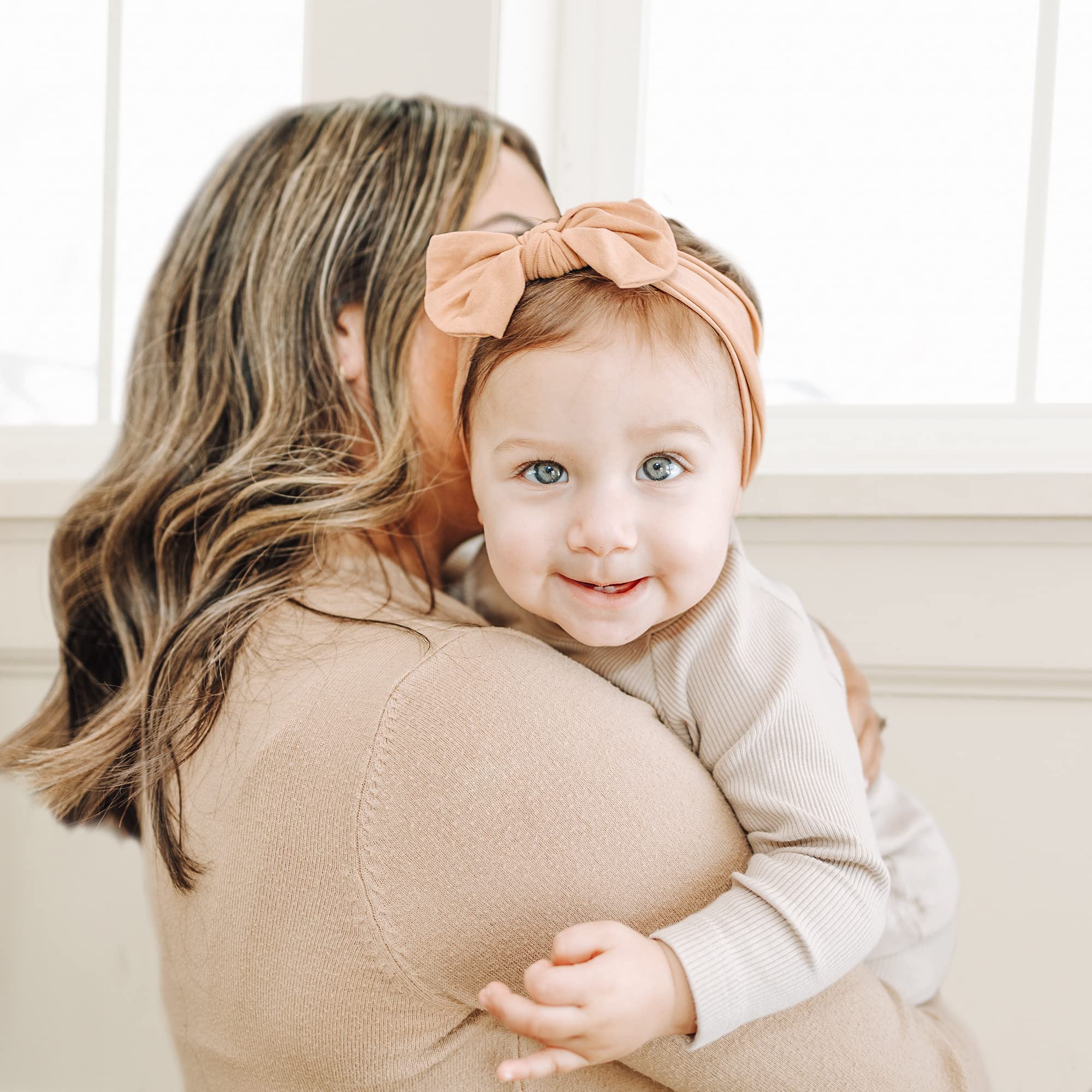 Headbands styled for baby photography and photoshoots.