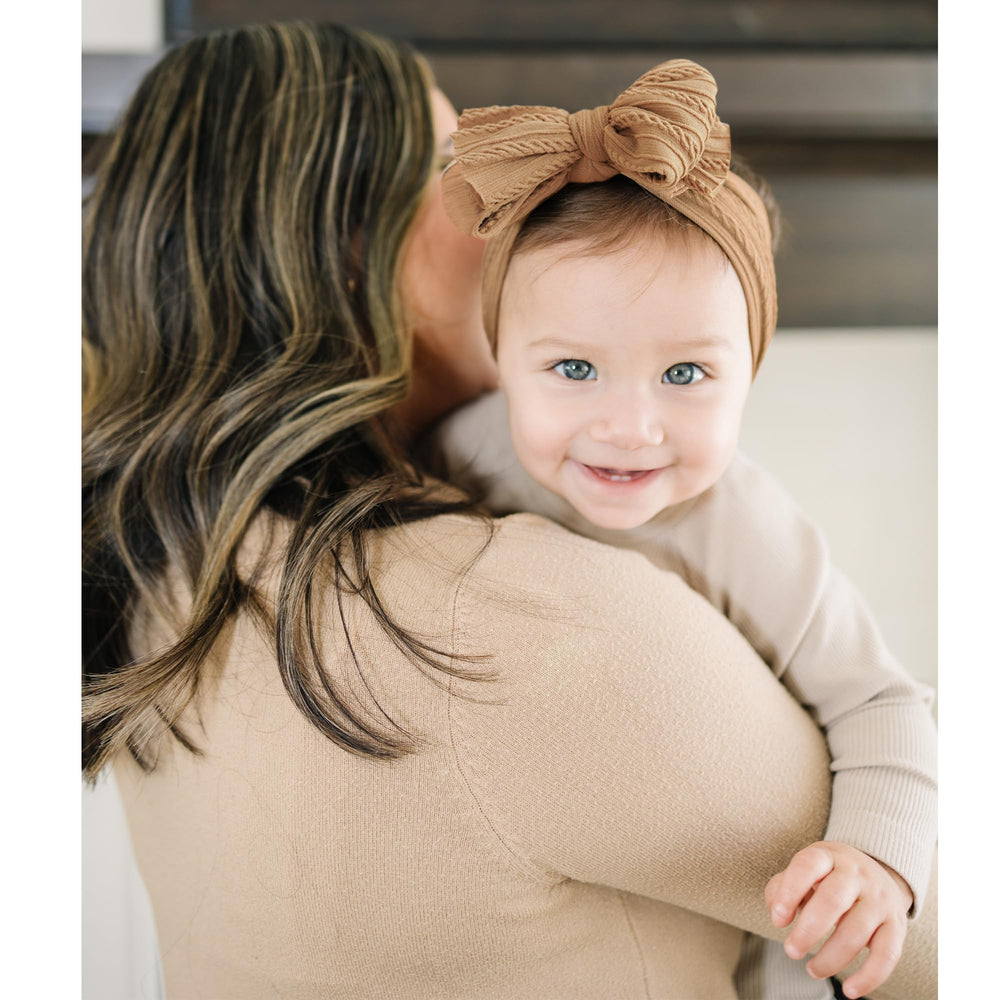 Prohouse no-mark headbands protect delicate skin while staying secure.