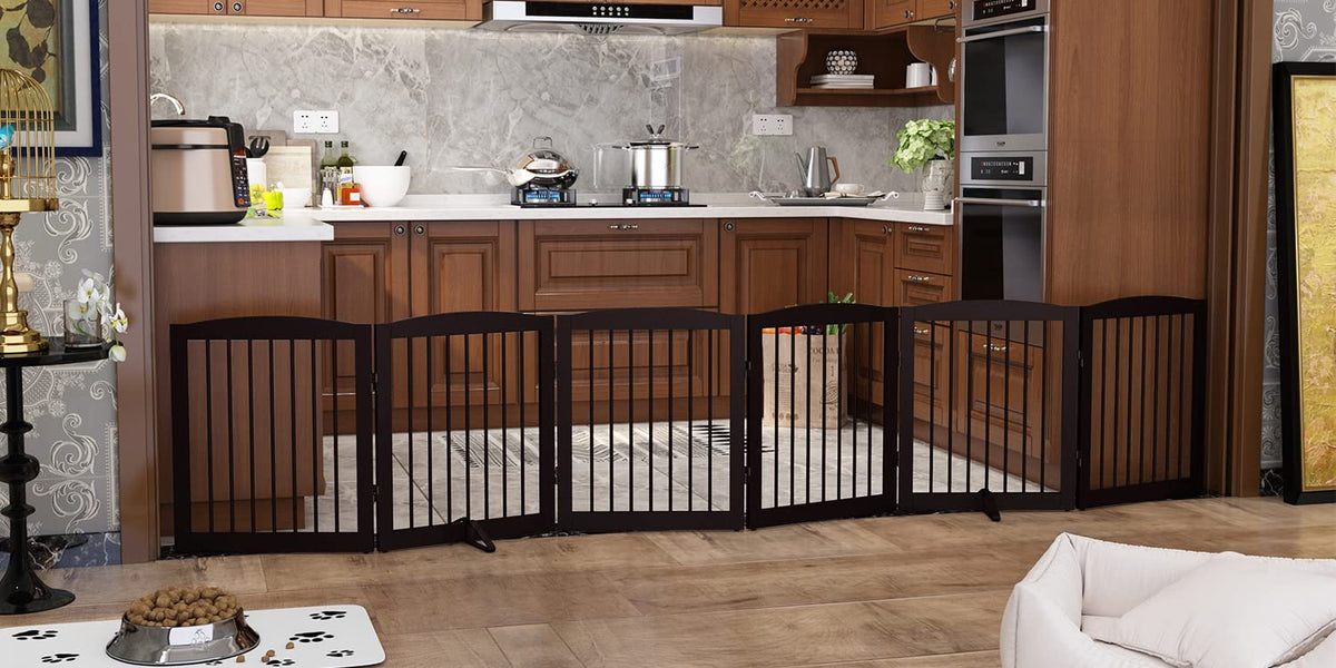PUPPETPO freestanding gate 120-inch wide ideal for doorways and stairs.